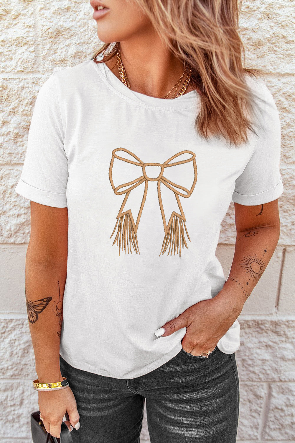 White Tassel Bowknot Embroidered Graphic Print Round Neck T Shirt