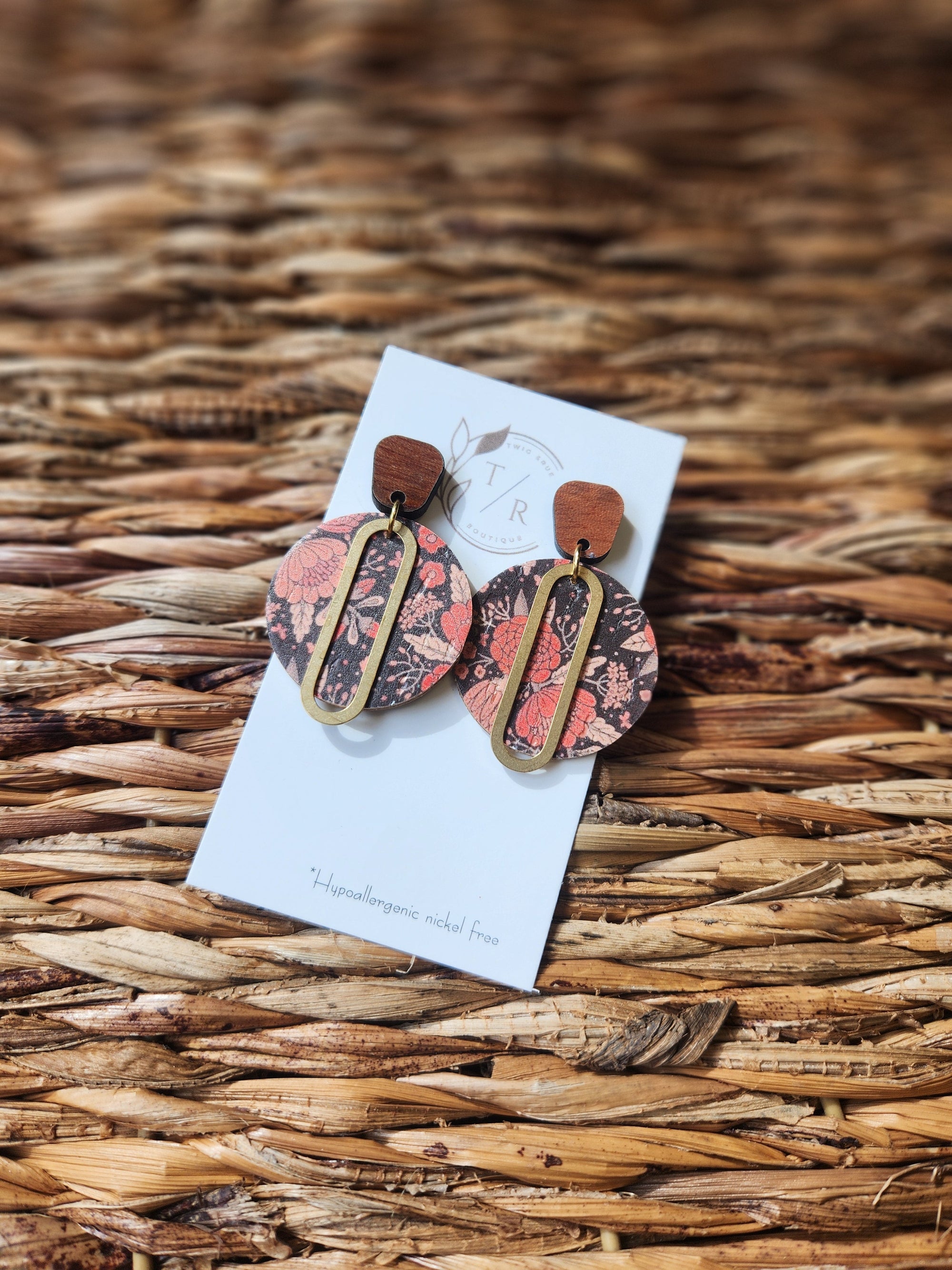 Kate| Genuine leather and wood drops