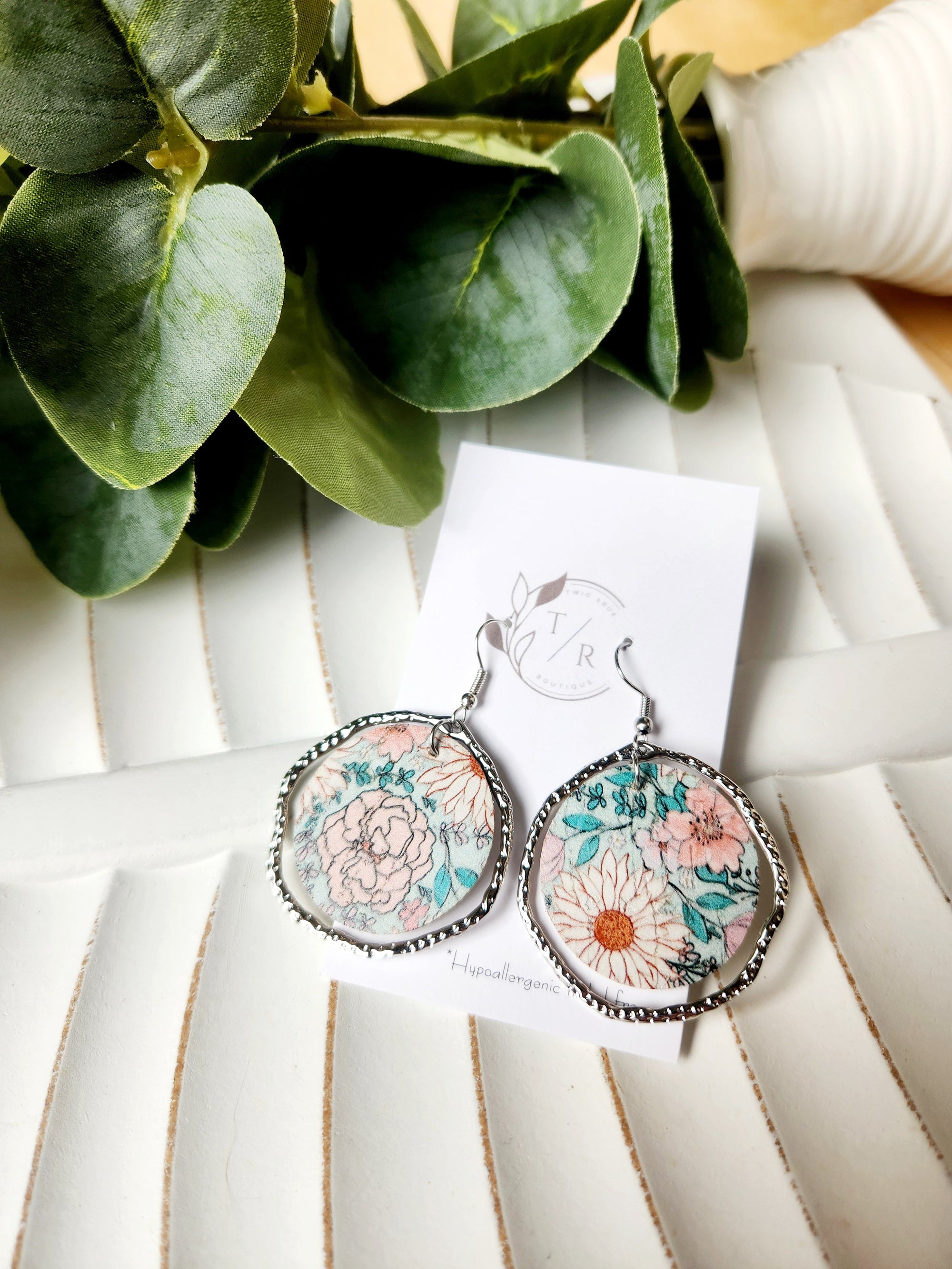 Carli|Spring boho bloom leather