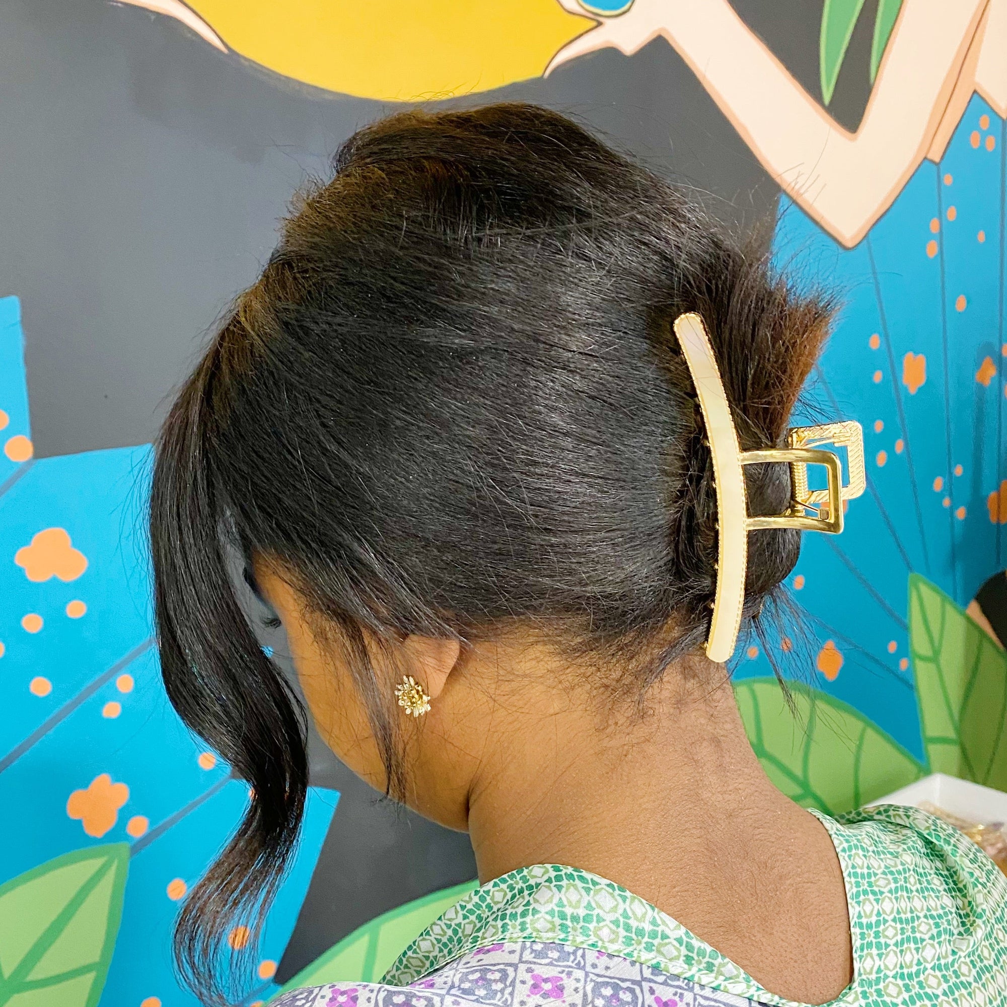 Pure Simplicity Hair Claw-2