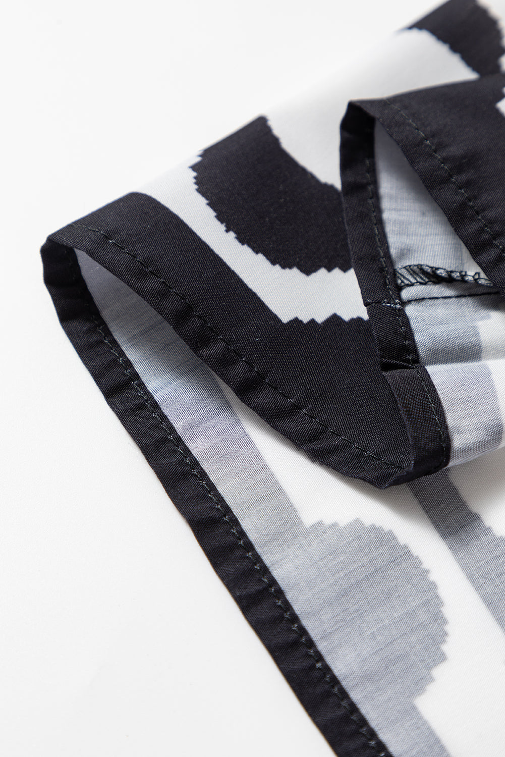 Black Geometric Print Sleeveless Top