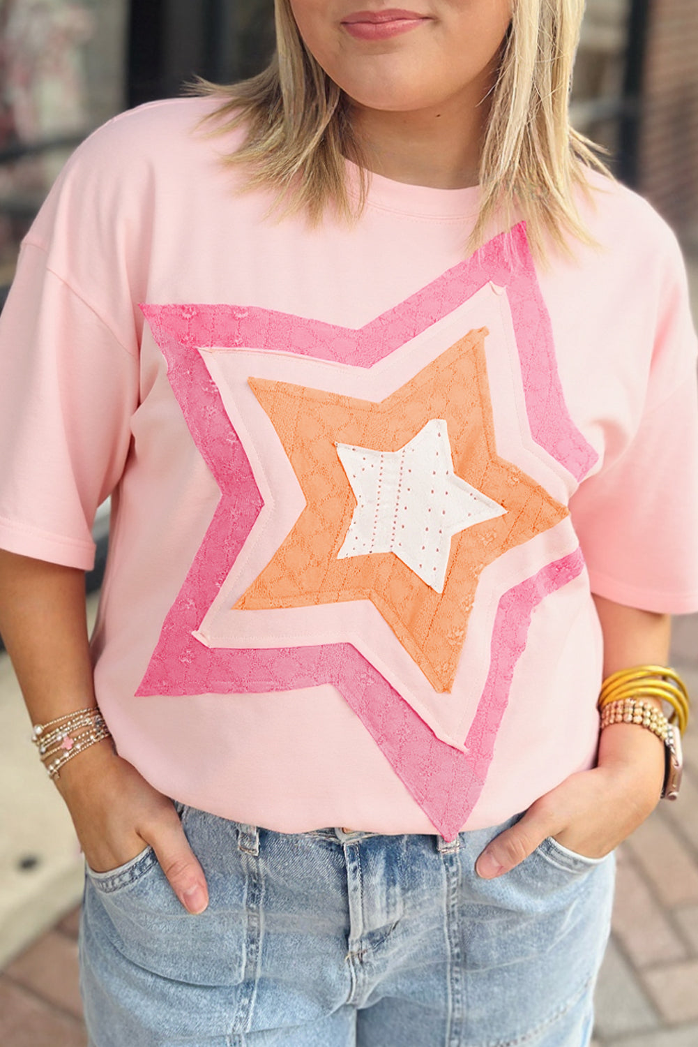 Light Pink Eyelet Colorblock Star Applique Plus Size T Shirt