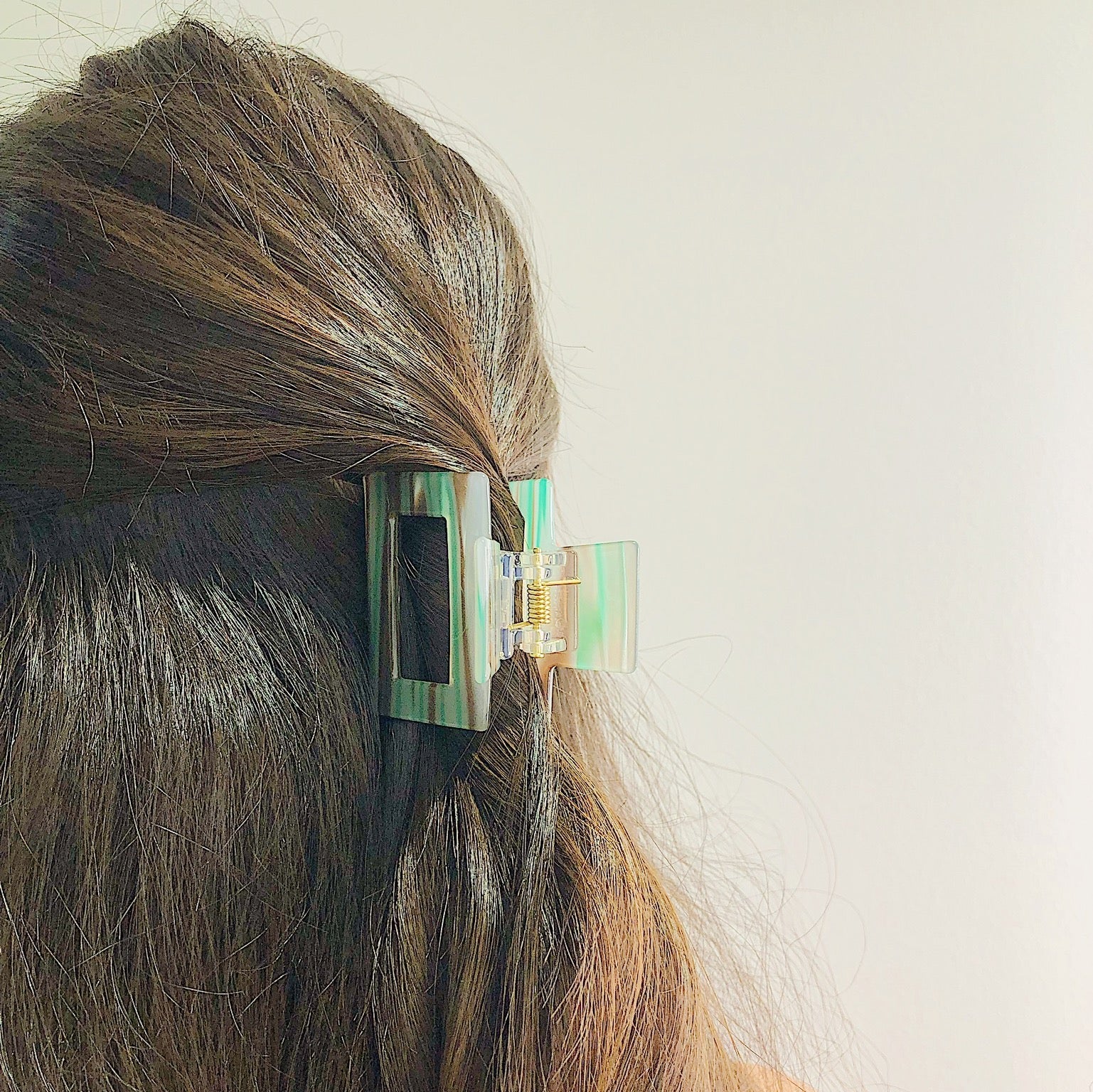 Isabella Square Hair Claw-3