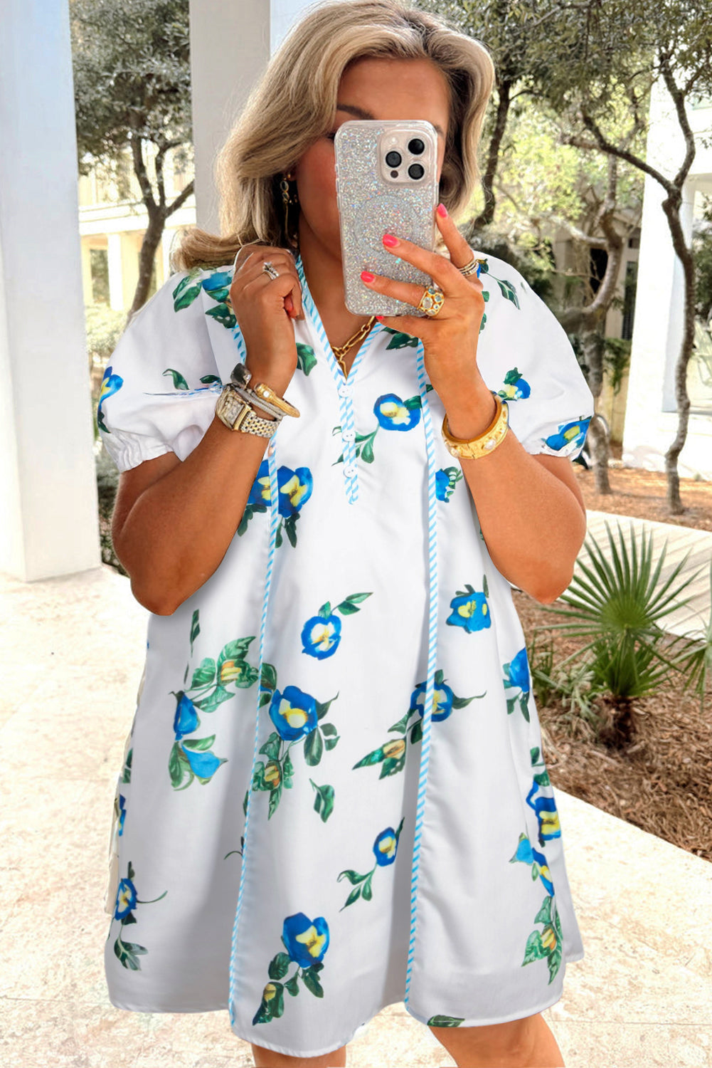 White Plus Size Floral Puff Sleeve Contrast Tie V Neck Flowy Dress