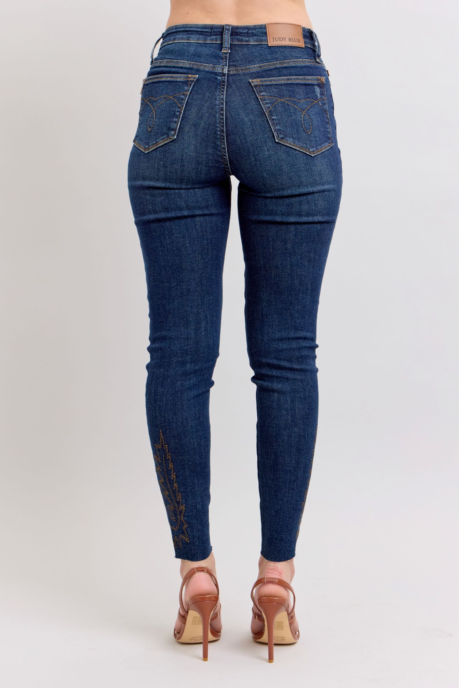 Judy Blue Full Size Embroidered High Rise Skinny Jeans Plus Size-3