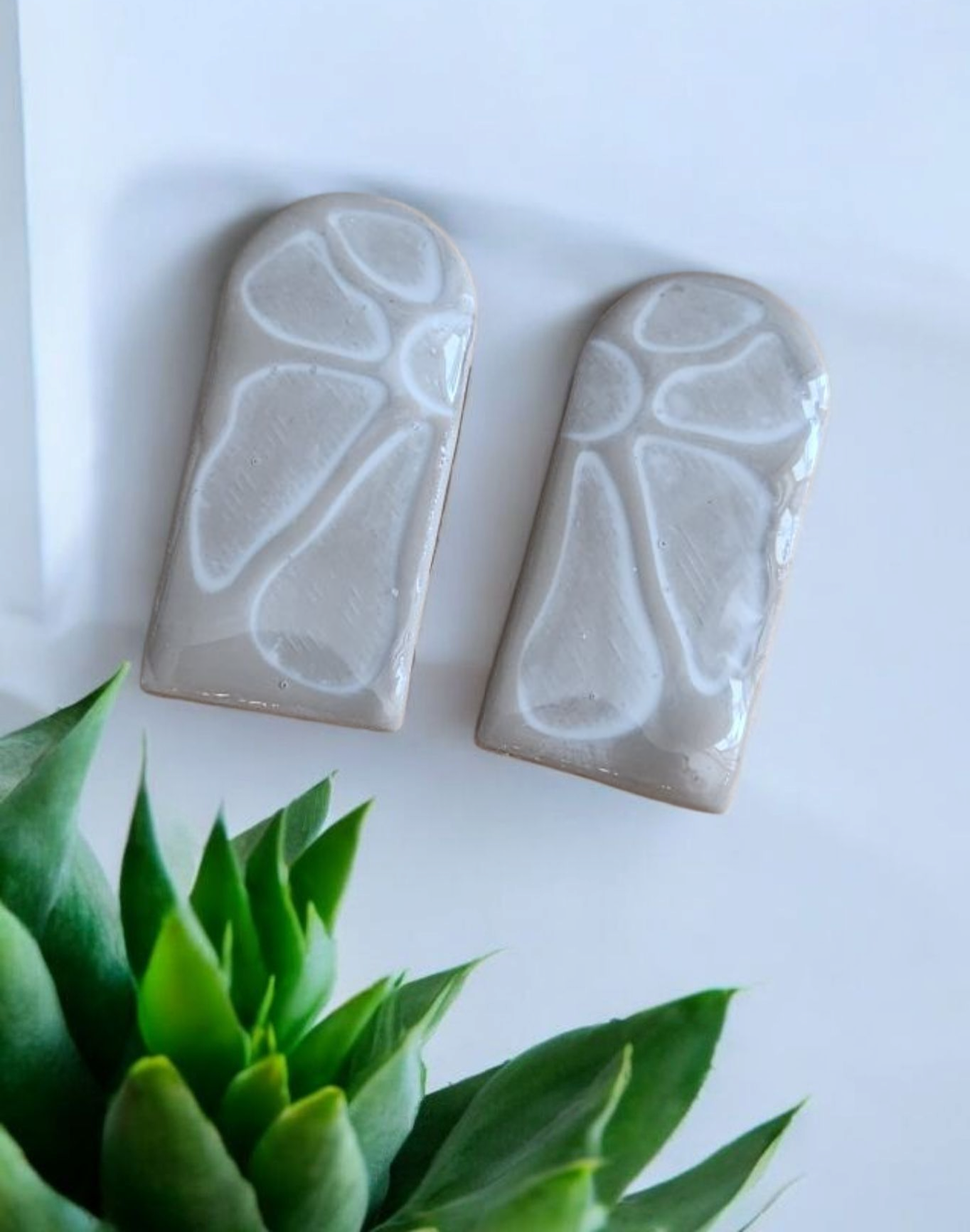 Hayley| Glazed floral clay