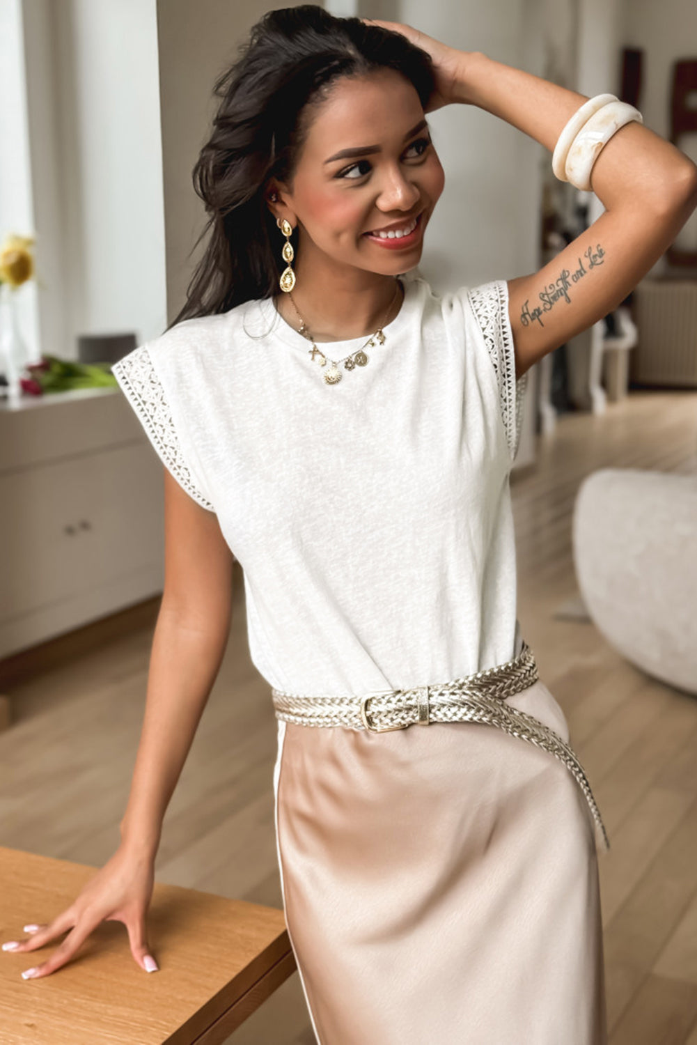 White Lace Patchwork Cap Sleeve Round Neck Top