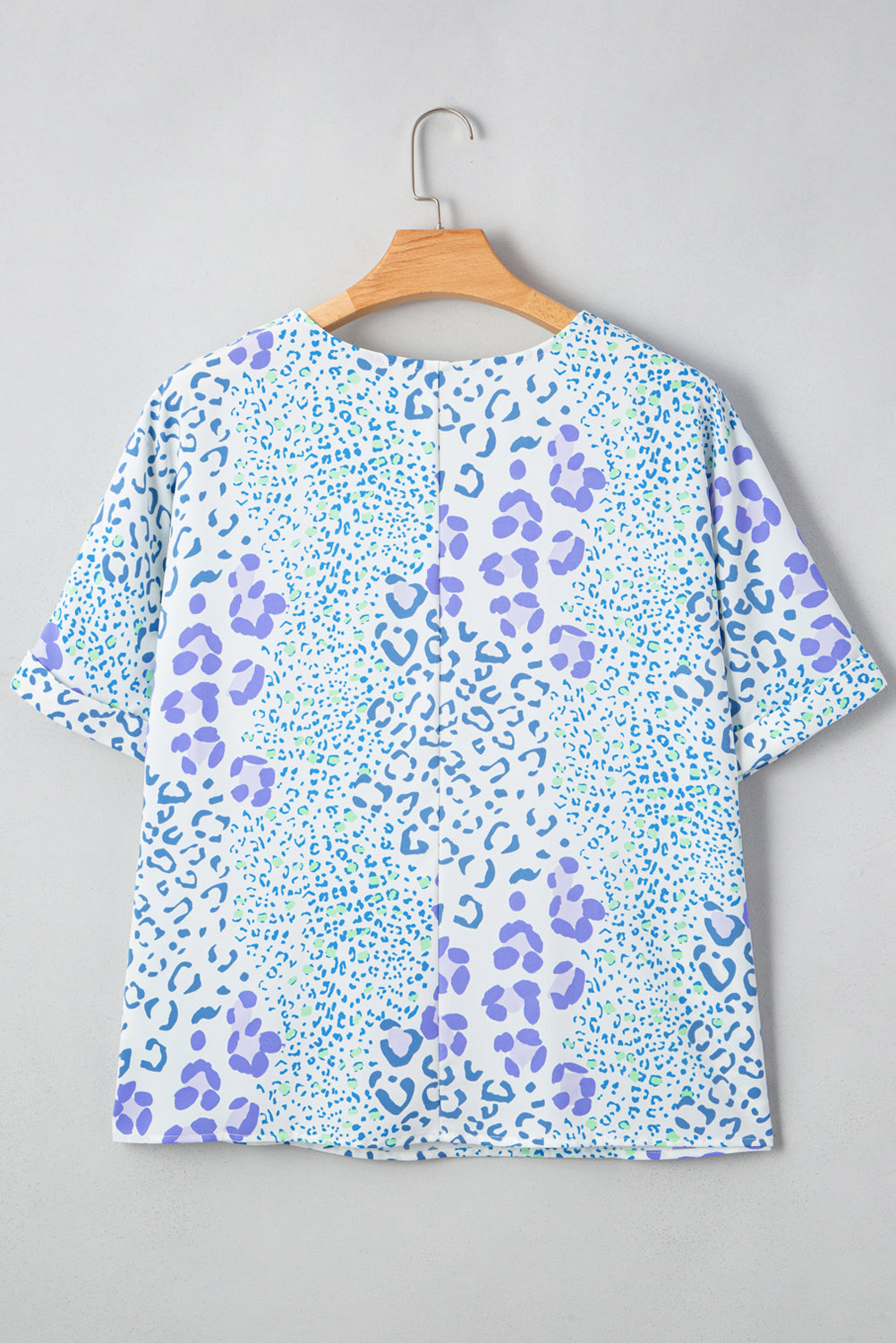 Sky Blue Leopard Print V Neck Short Sleeve Plus Size Top