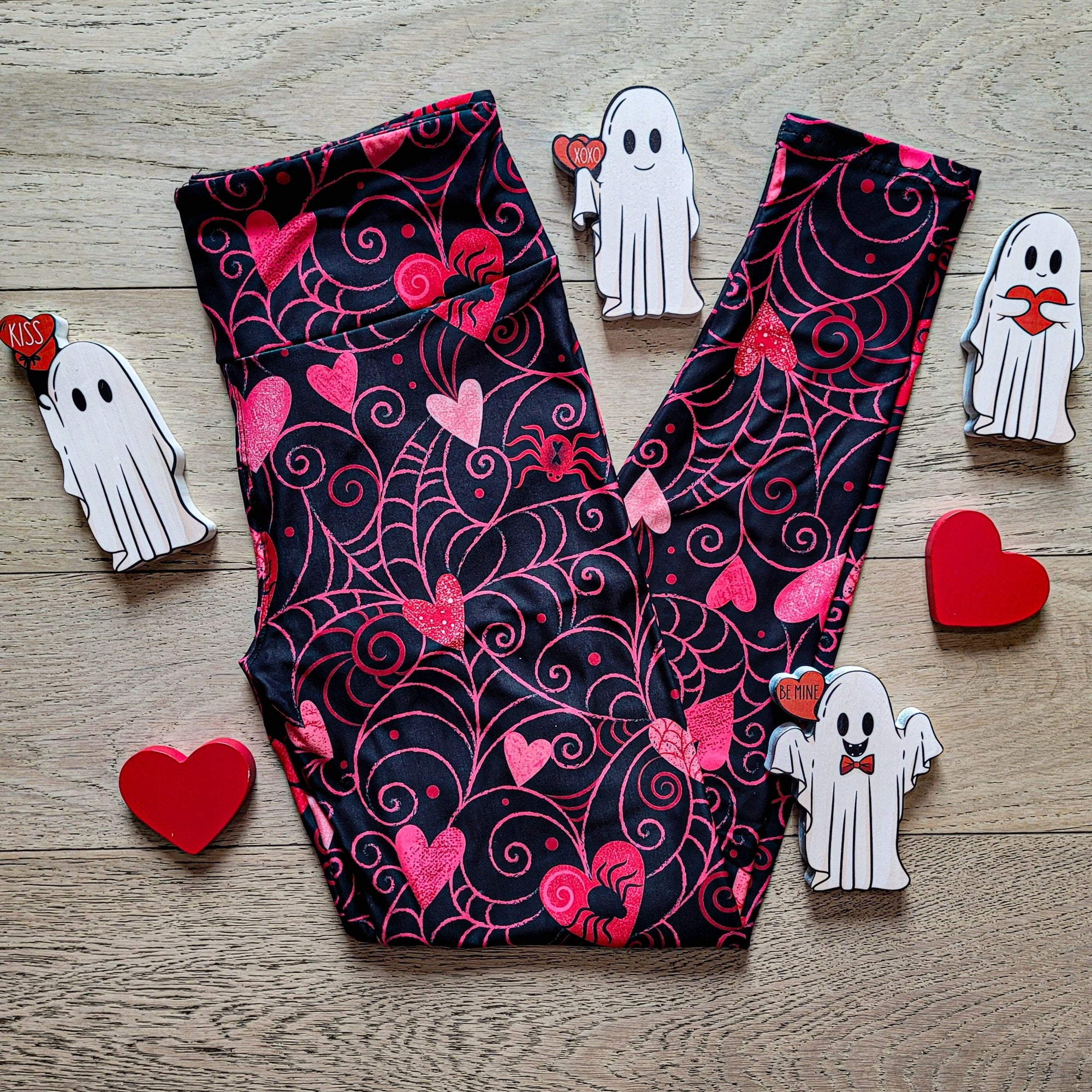 Web of Love Valentine Spooky Spider Web Johanna Parker Exclusive Leggings