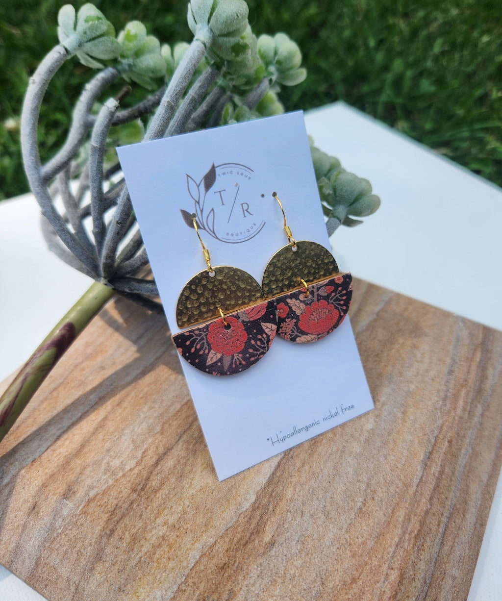 Rowan| Hammered brass and leather earring