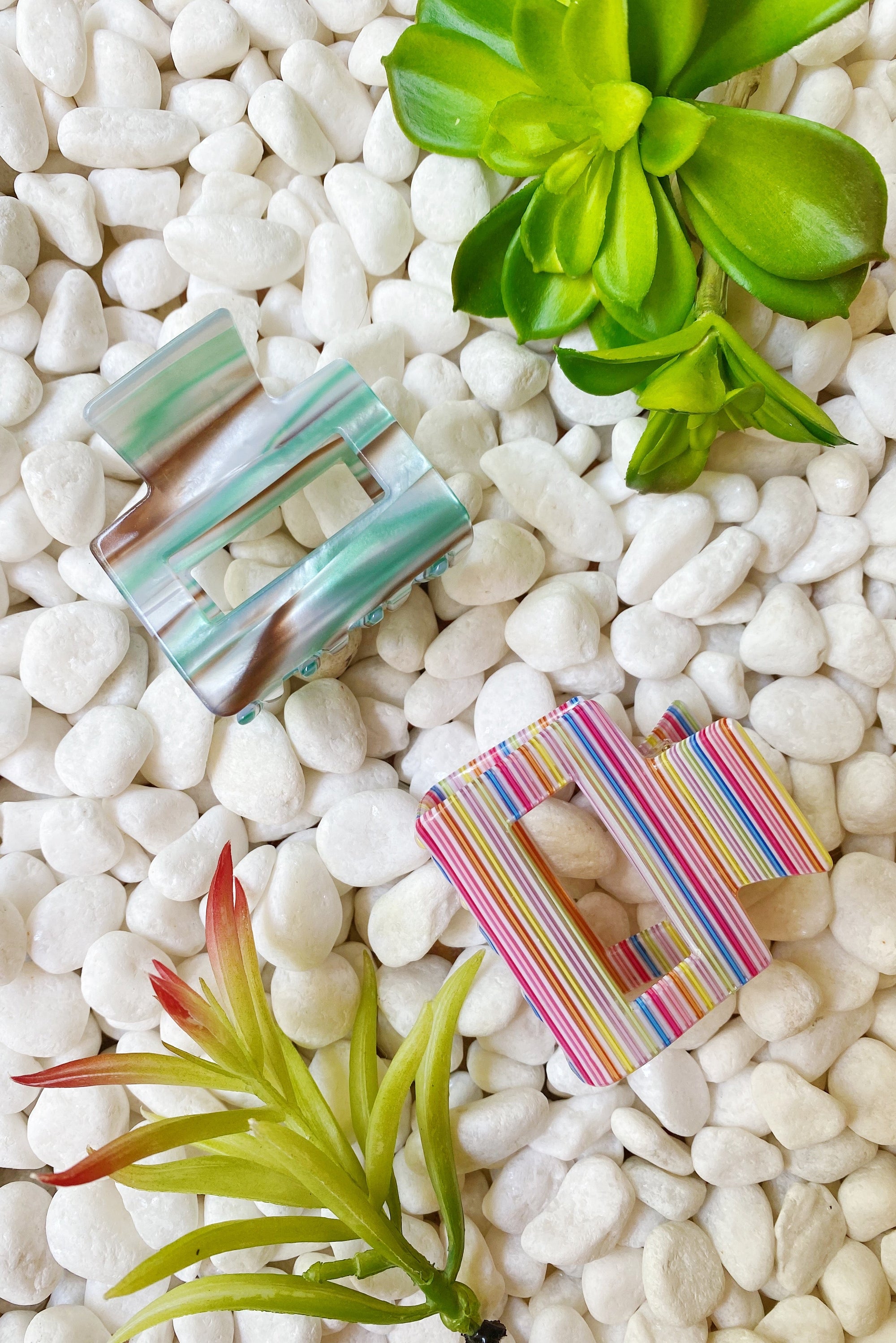 Isabella Square Hair Claw-2