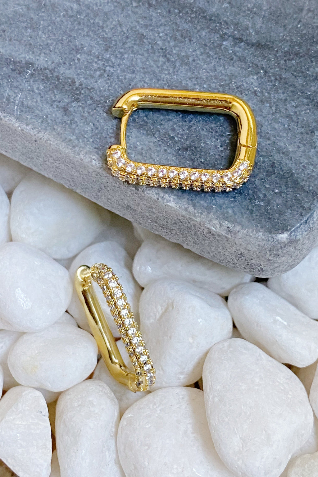 So Chic Hoop Earrings-4