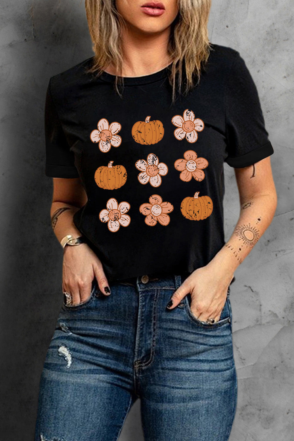 Black Pumpkin Flower Print Short Sleeve Graphic T Shirt