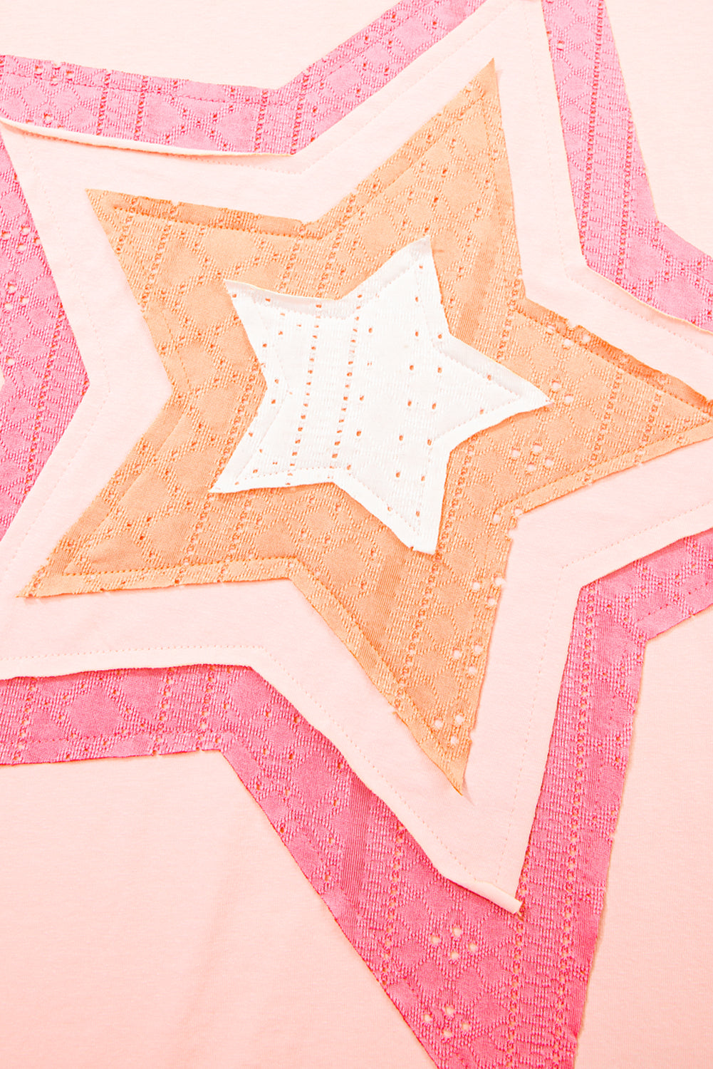 Light Pink Eyelet Colorblock Star Applique Plus Size T Shirt
