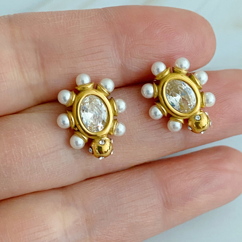 Glam On The Yacht Stud Earrings-2