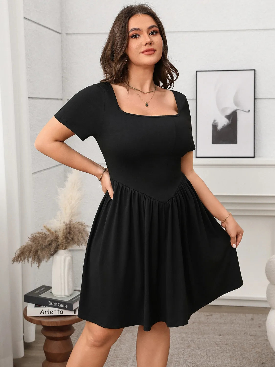 Plus Size Square Neck Short Sleeve Mini Dress