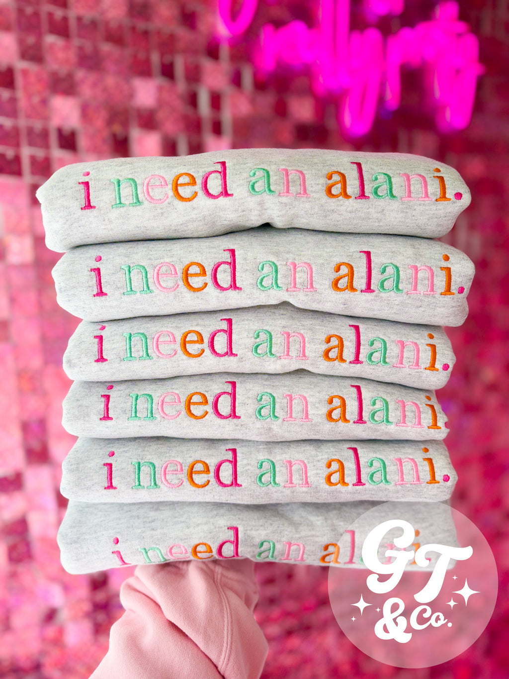 i need an alani Crewneck *MADE TO ORDER 10-15 BIZ DAYS*