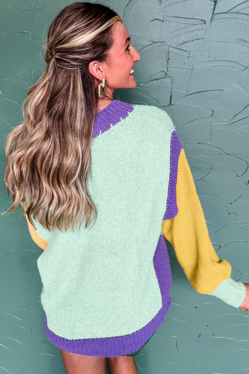 Green Stitched V Neck Colorblock Knitted Drop Shoulder Sweater