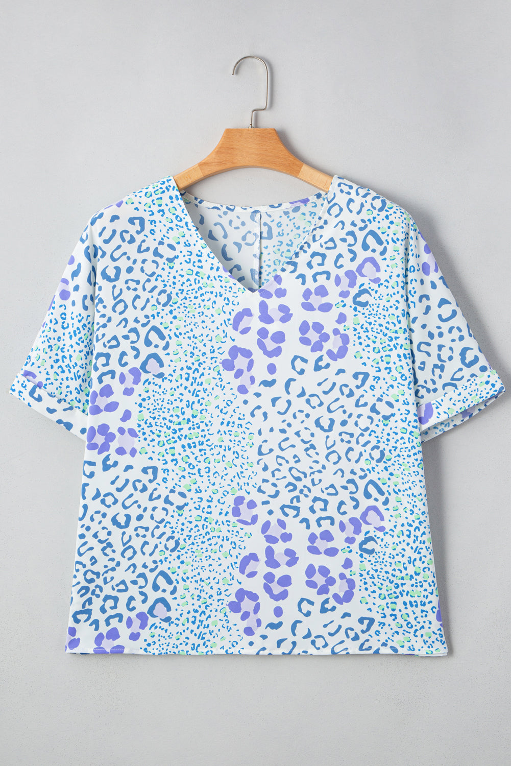 Sky Blue Leopard Print V Neck Short Sleeve Plus Size Top