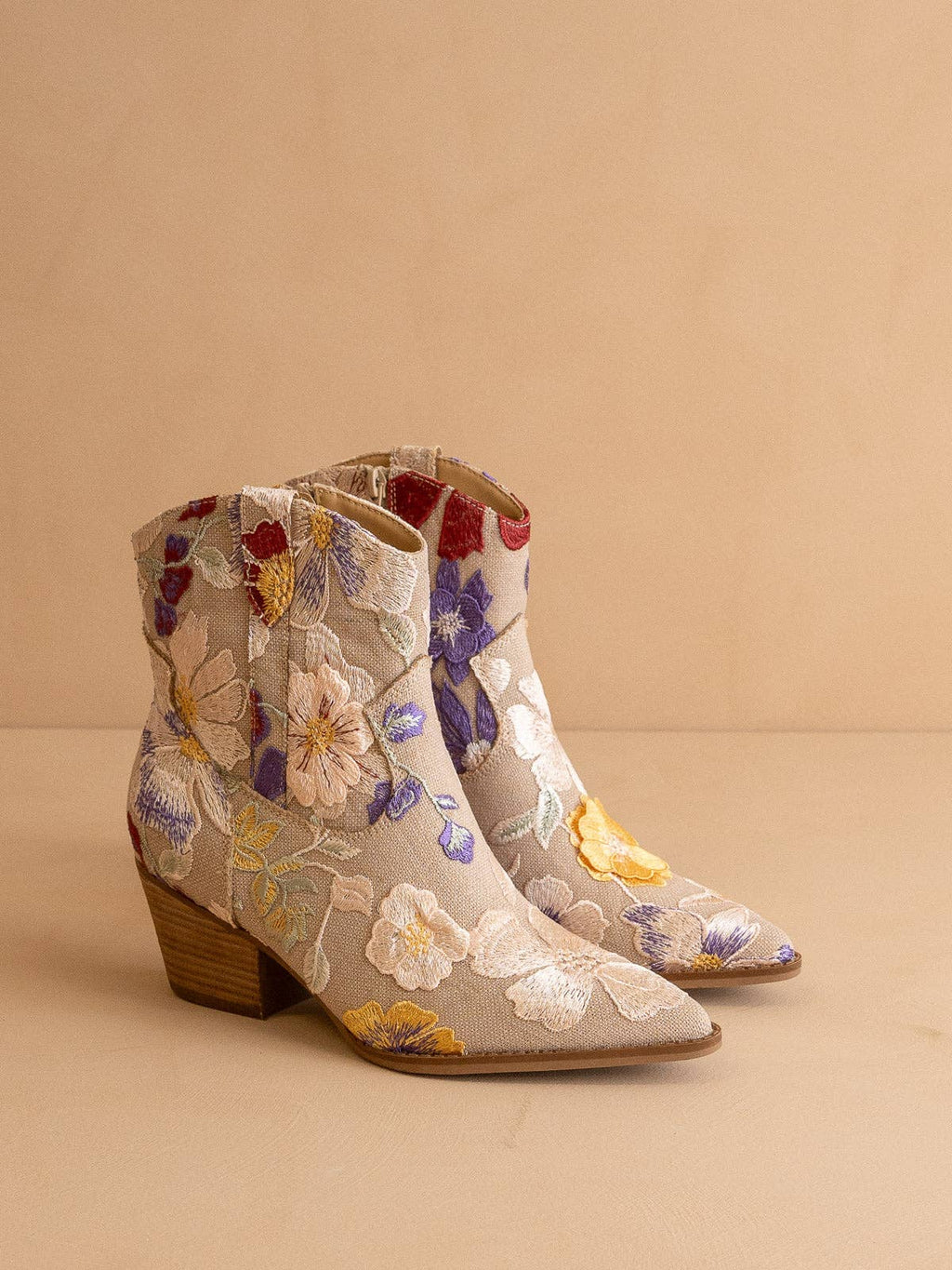The Jolene|Taupe Floral Applique Western Boot