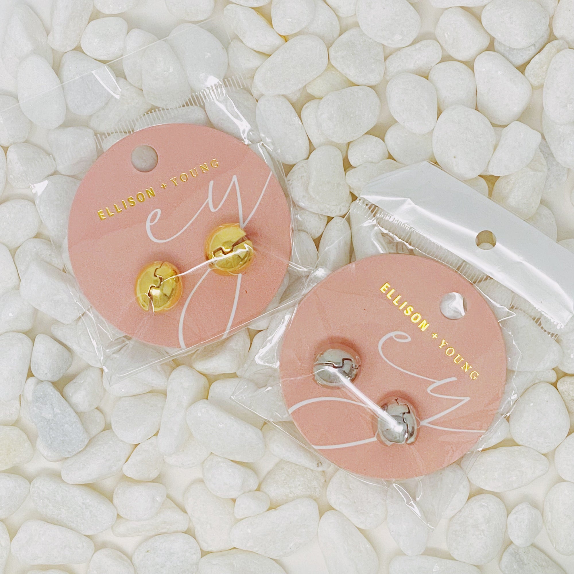 Seamlessly Round Stud Hoop Earrings-4