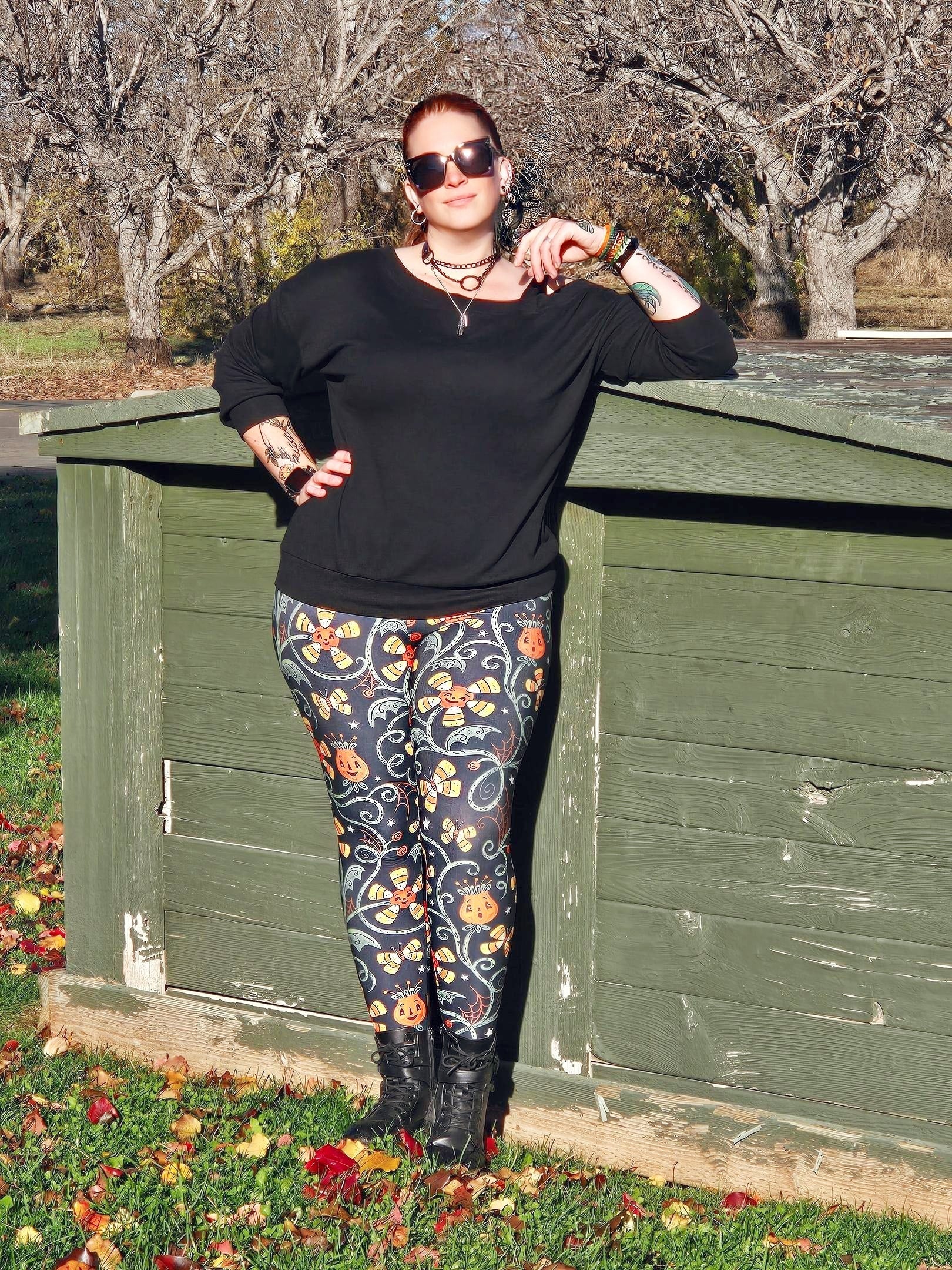 Spooky Sweet Garden (Johanna Parker Exclusive) - High-quality Handcrafted Vibrant Leggings