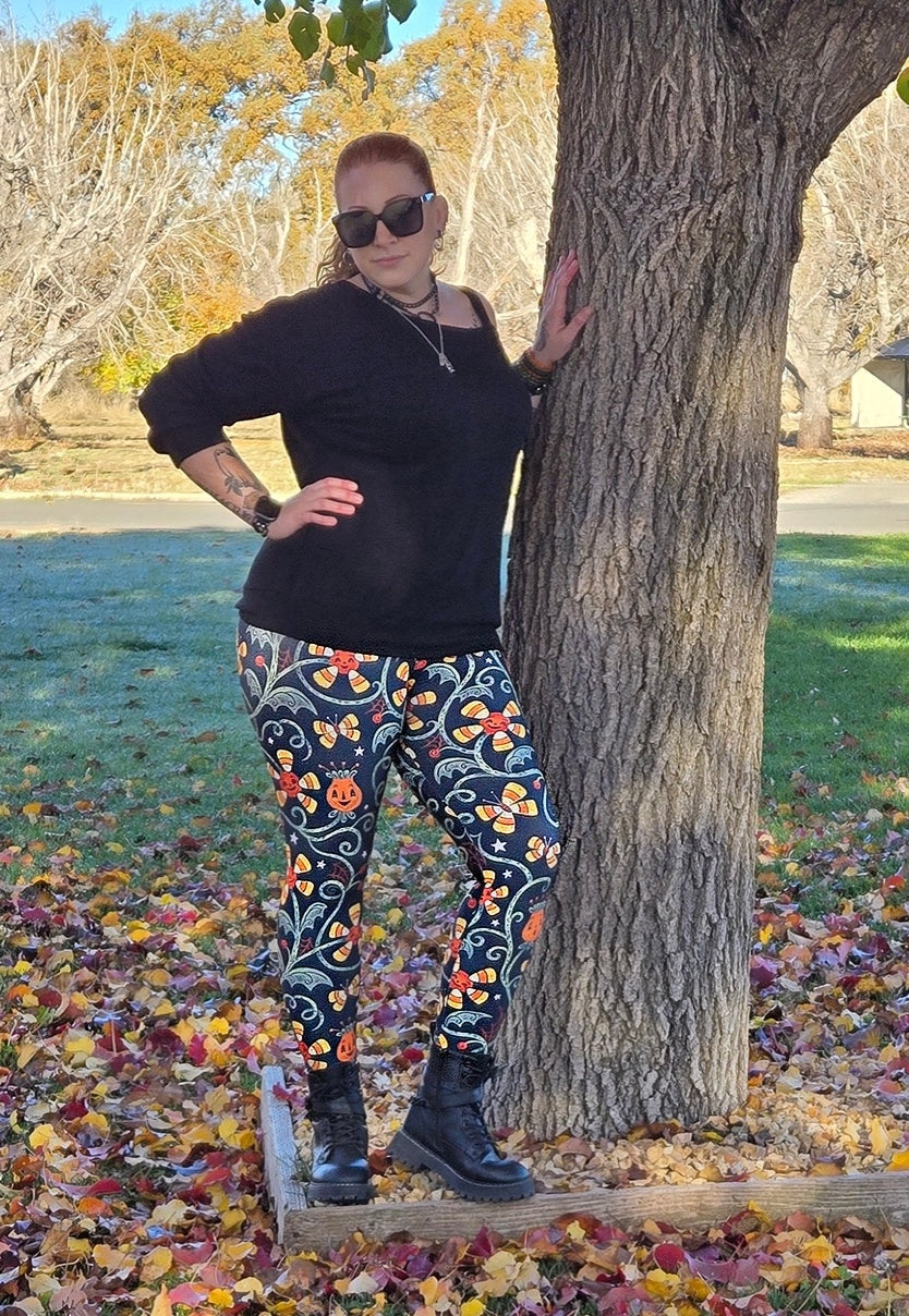 Spooky Sweet Garden (Johanna Parker Exclusive) - High-quality Handcrafted Vibrant Leggings