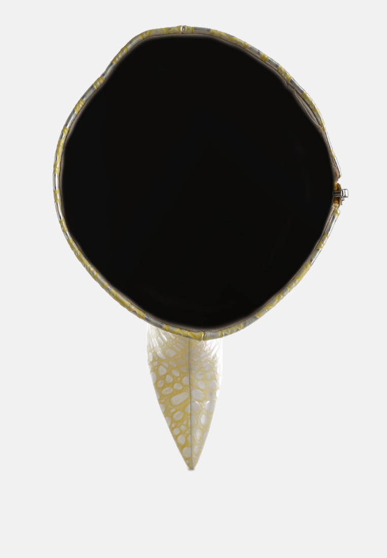 Bar Zone Tear Shaped Faux Leather Boots-3