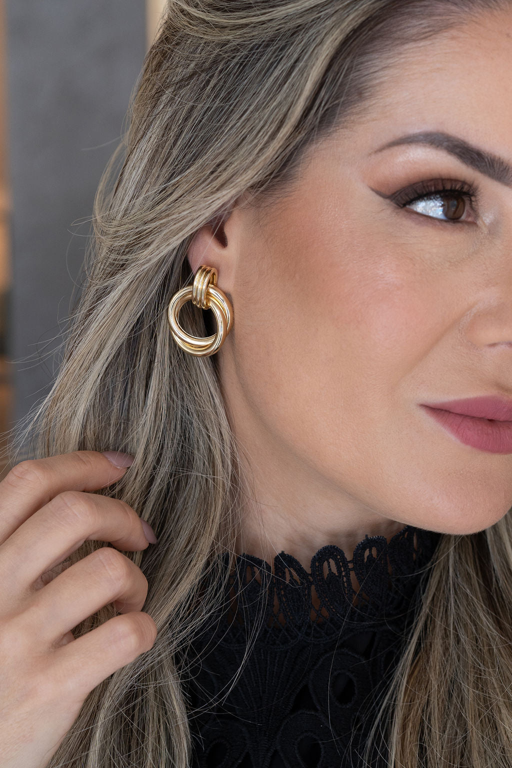 Twisted Plate Knotted Stud Earrings (k72A)-3