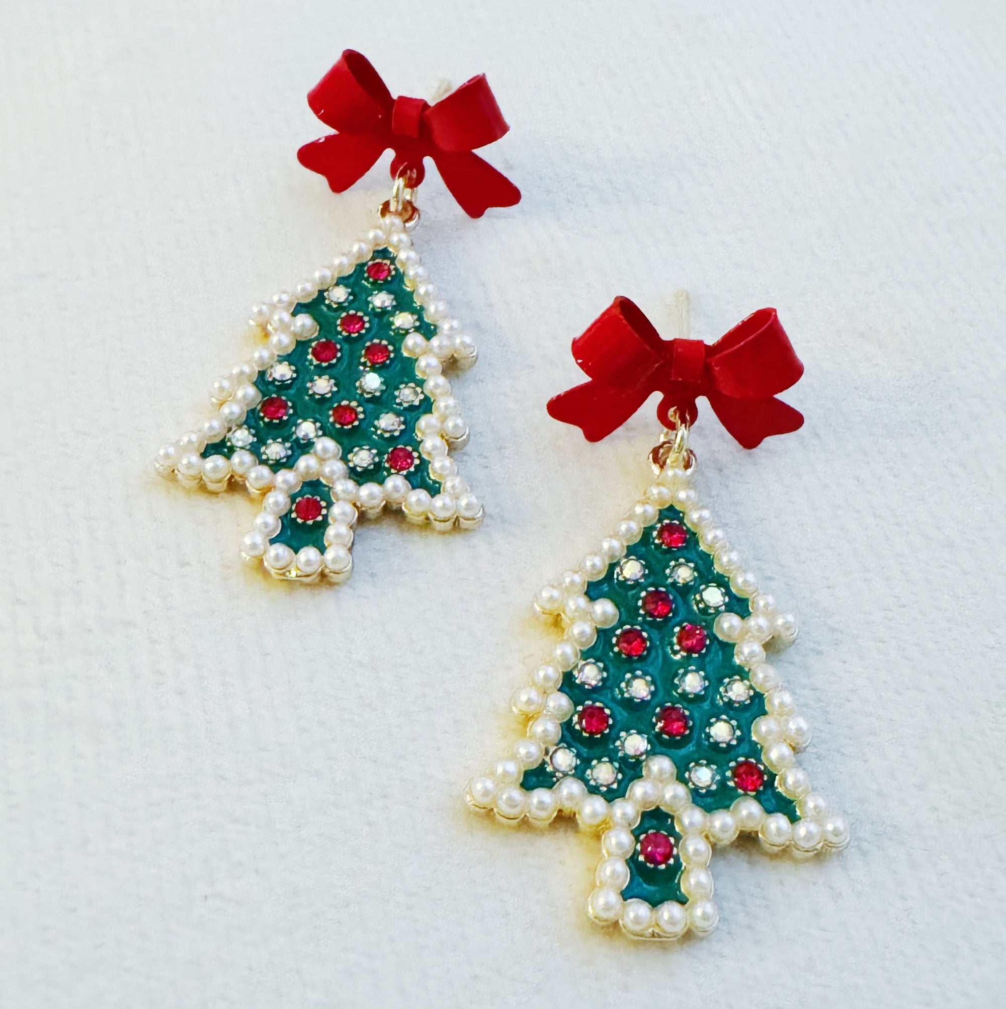 Merry And Bright Bow Tree Earrings-1