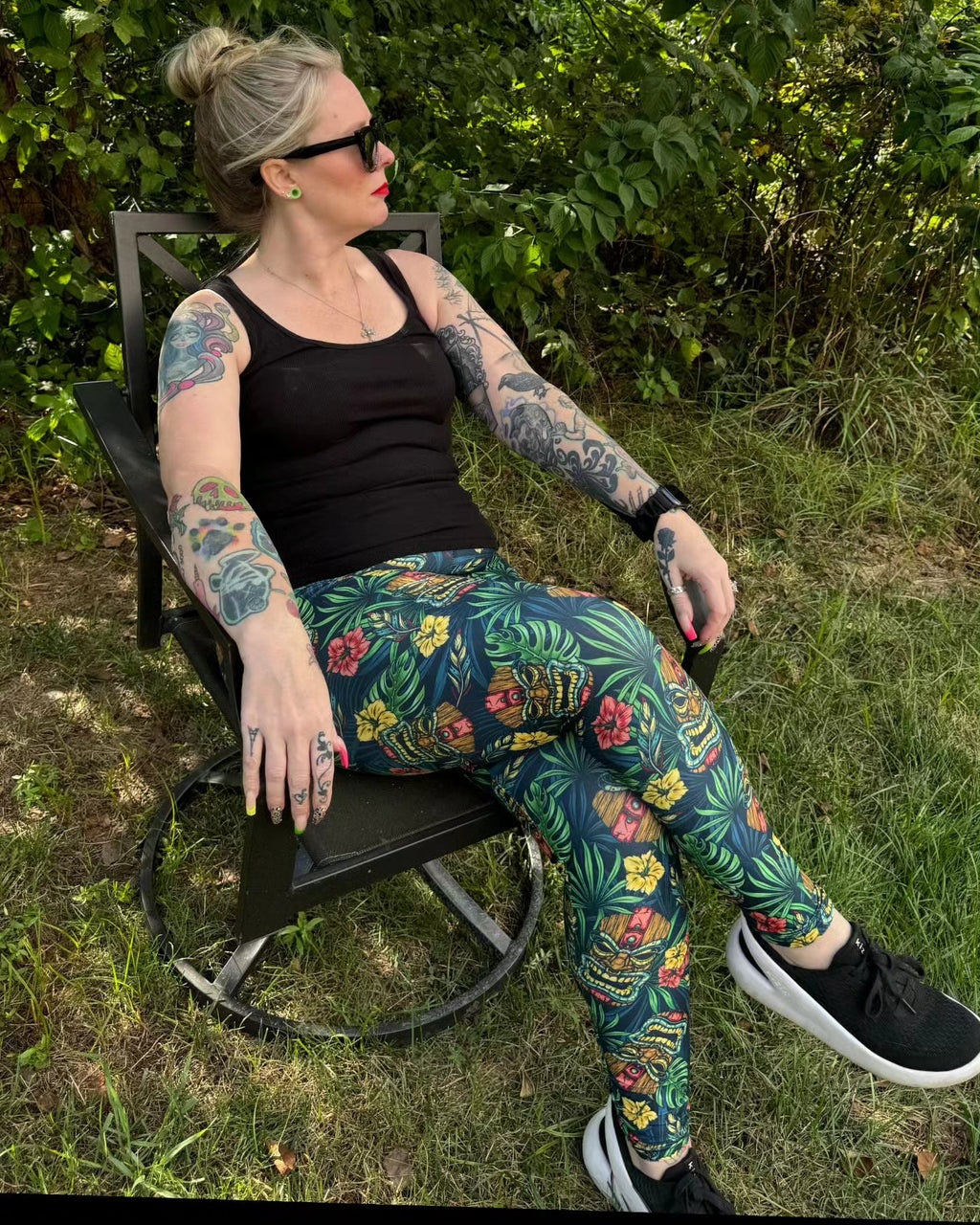 Tiki - High-quality Handcrafted Vibrant Leggings