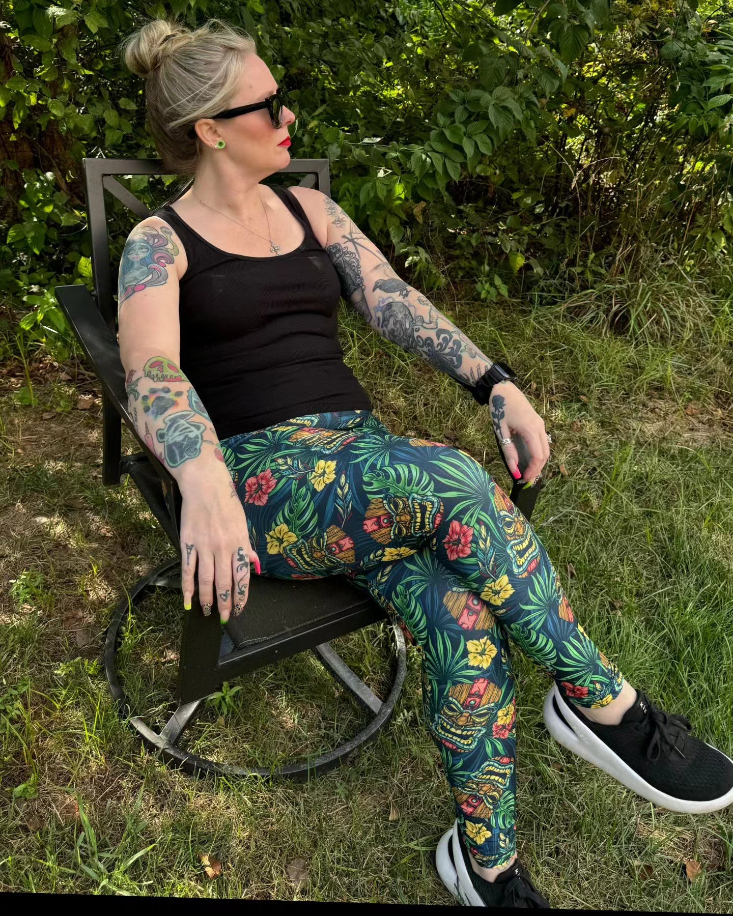 Tiki - High-quality Handcrafted Vibrant Leggings