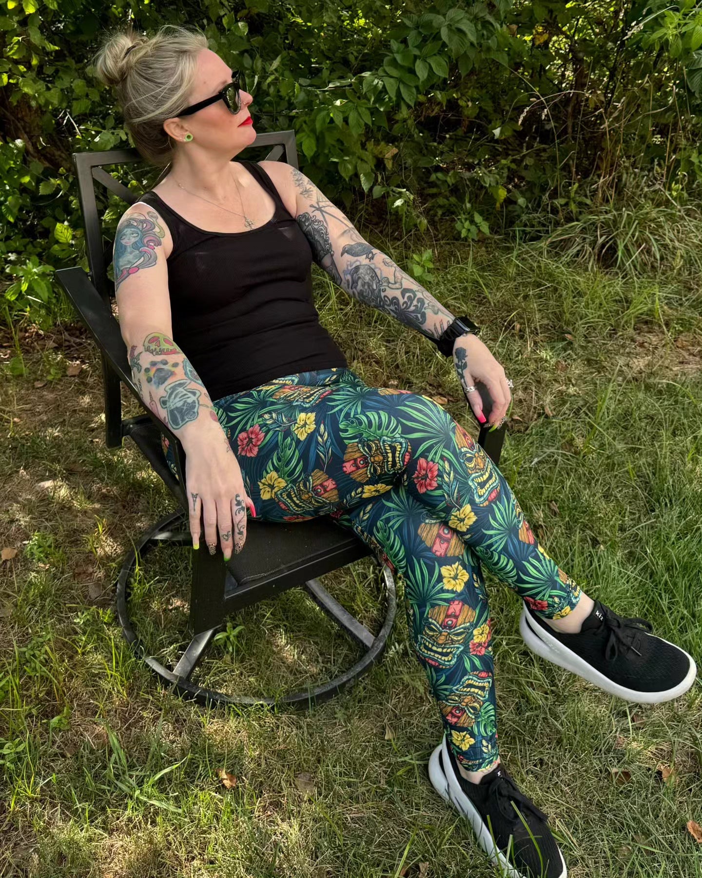 Tiki - High-quality Handcrafted Vibrant Leggings