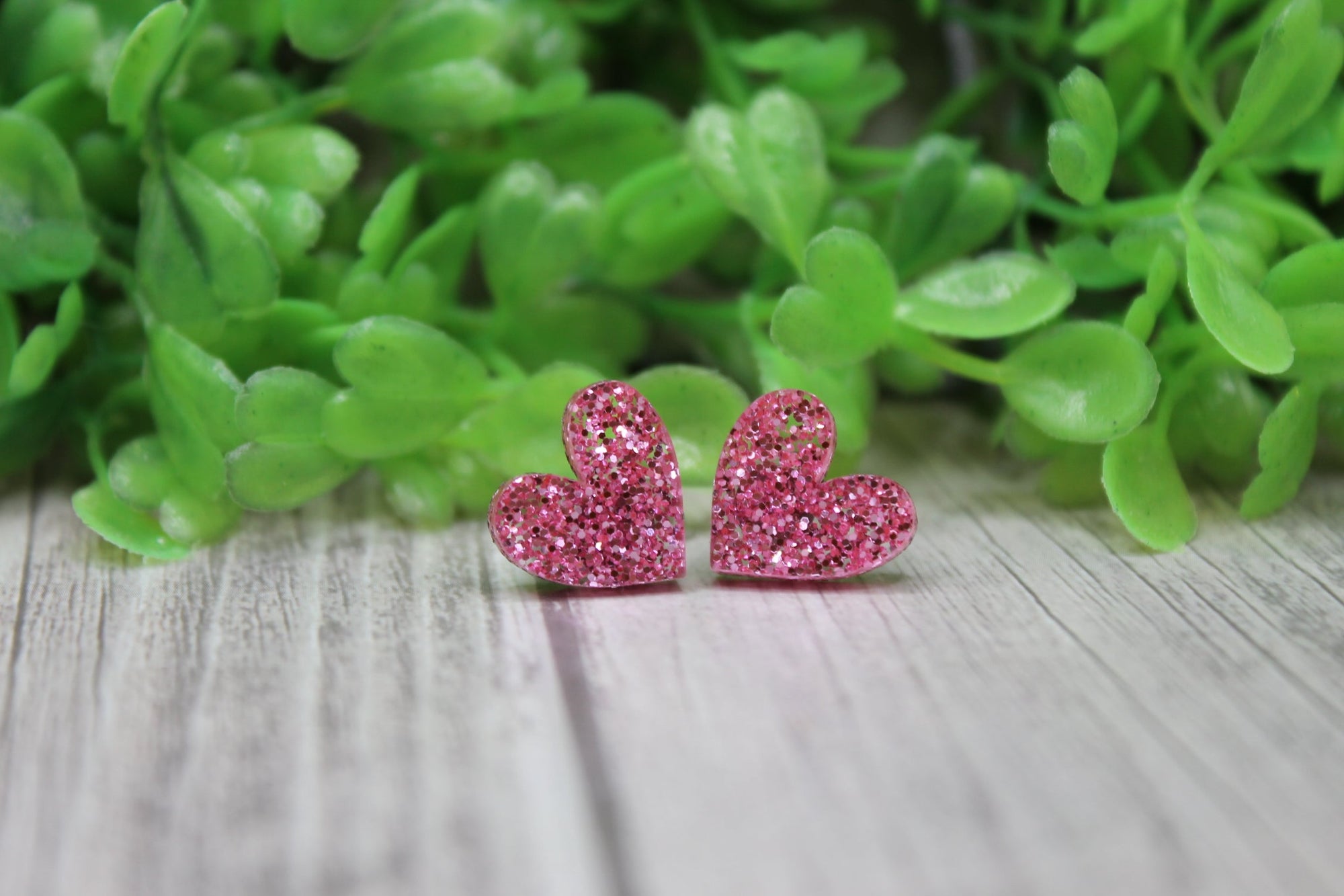 Lt Pink Glitter Heart • Stud Earrings