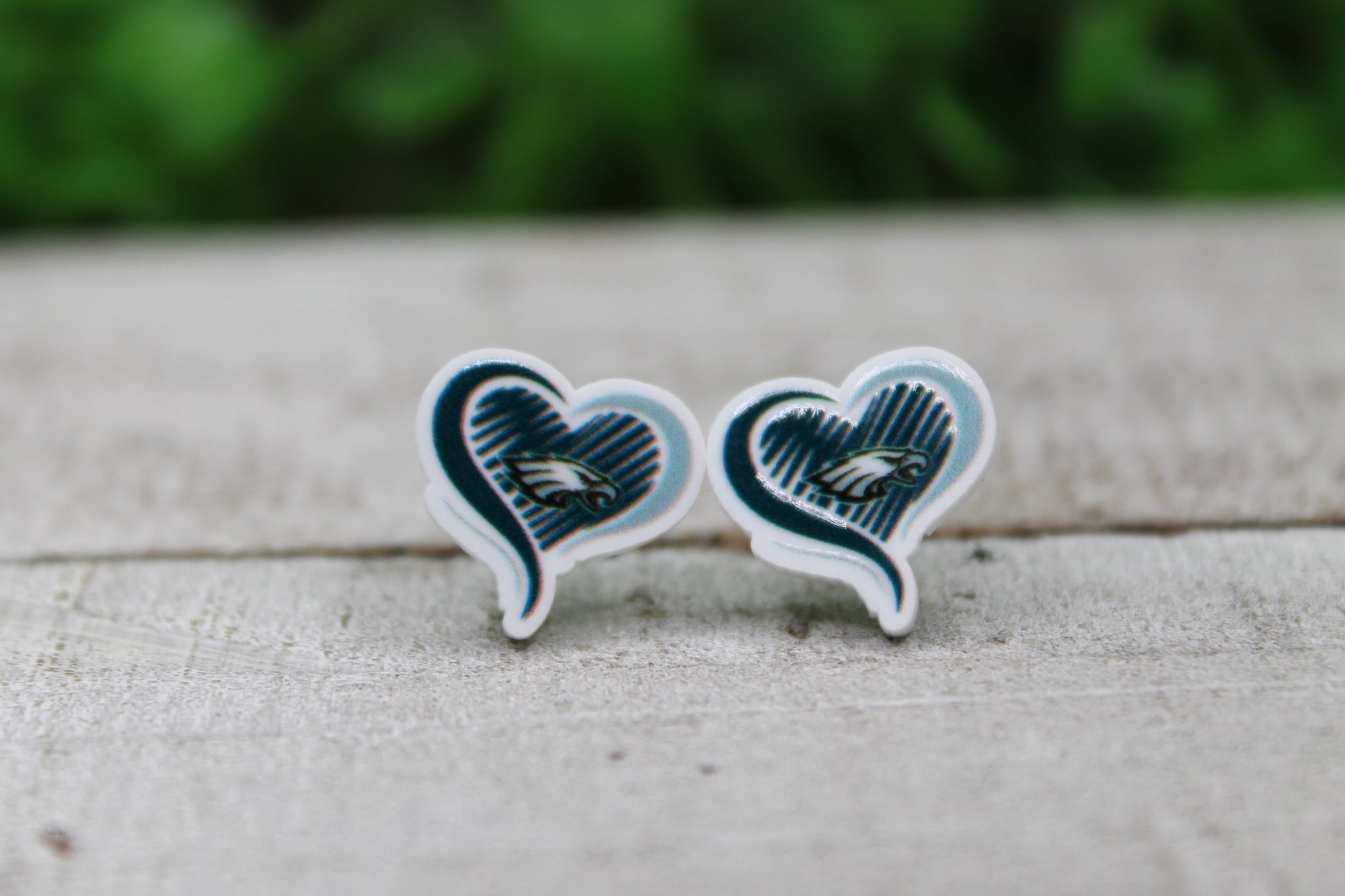 Philadelphia Eagles Heart Stud Earrings