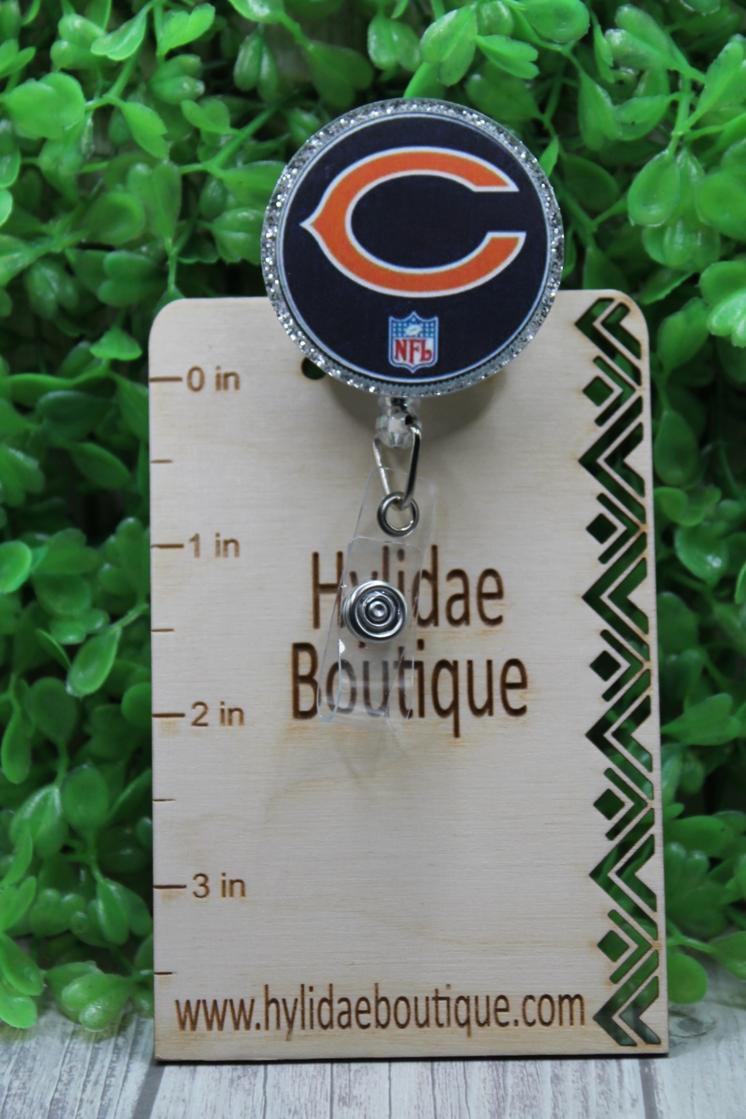 Chicago Bears Circle Silver Glitter Badge/ID Holder Reel