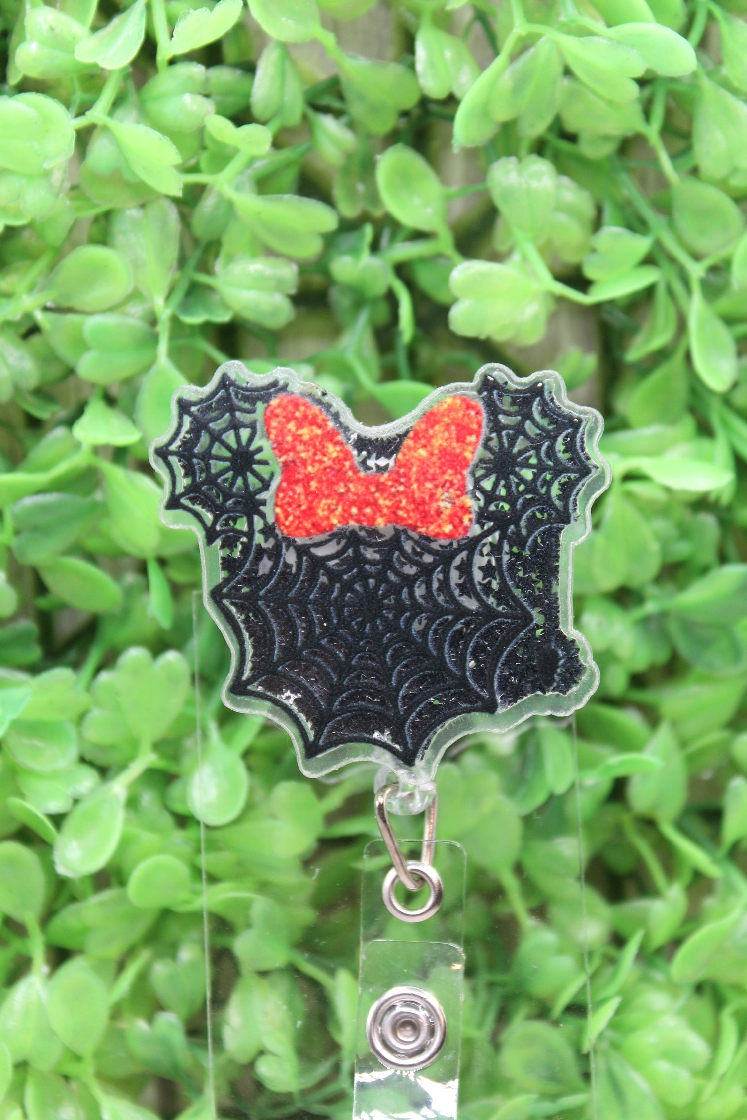 Spider Web Shaker Badge/ID Holder Reel