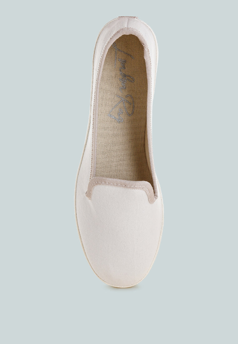 Moshka Round Toe Canvas Slip-On Loafers-3