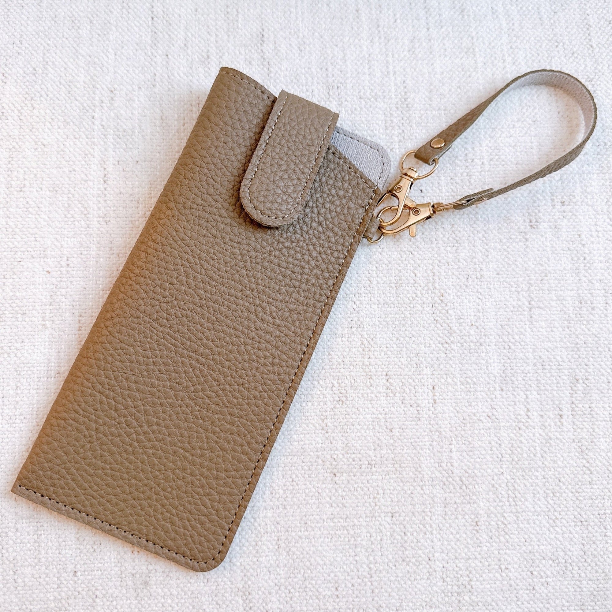Simply Button Up Glass Case Bag Charm-4