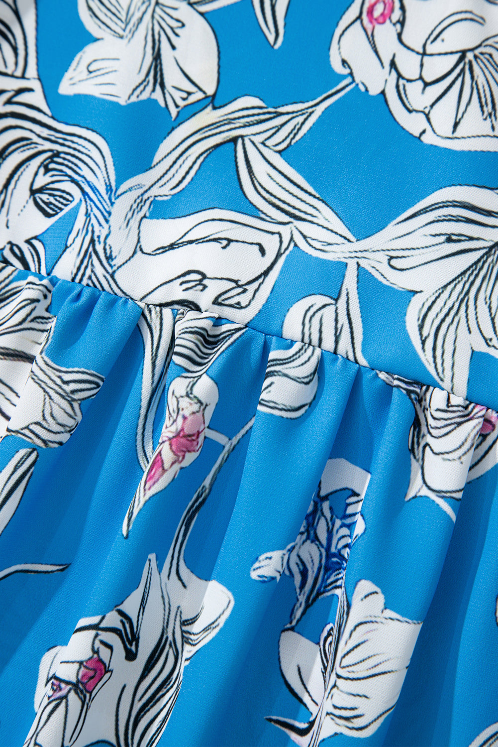 Sky Blue Vintage Floral Print V-Neck Bubble Sleeve Blouse