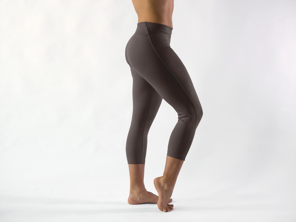 Solid Capri - High-quality Handcrafted Vibrant Leggings