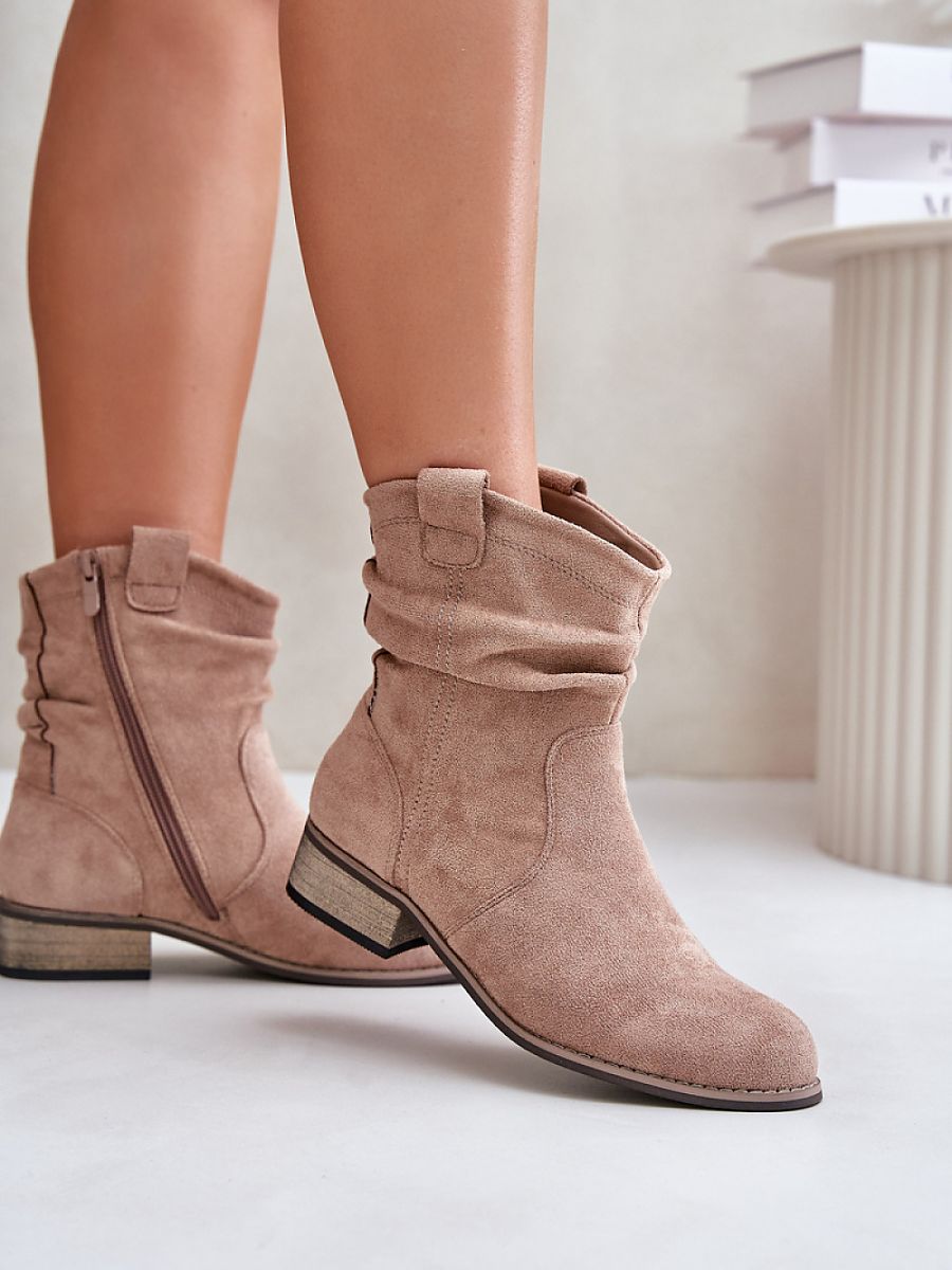 Boots model 202802 Step in style-2