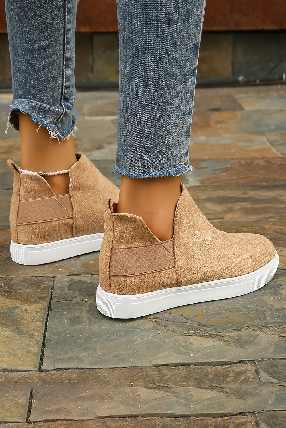 Camel High Top Slip-on Casual Boots