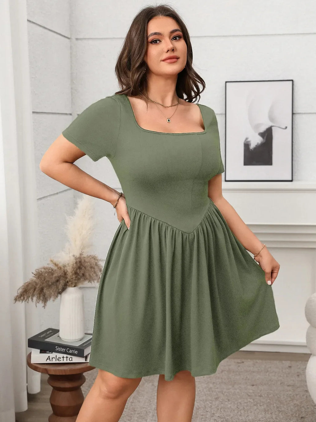 Plus Size Square Neck Short Sleeve Mini Dress
