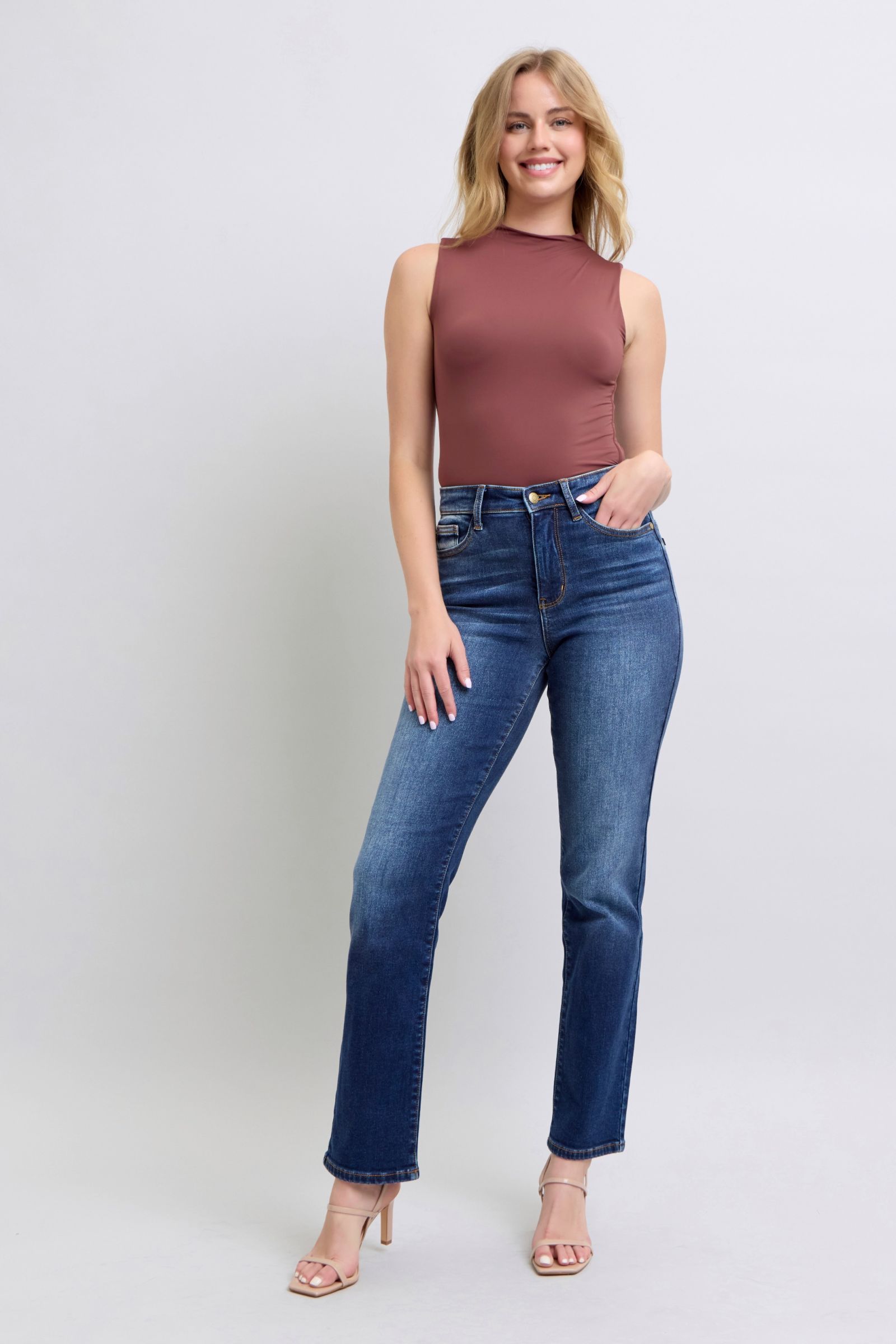 Judy Blue Full Size Washed Straight Leg Jeans with Pockets-4