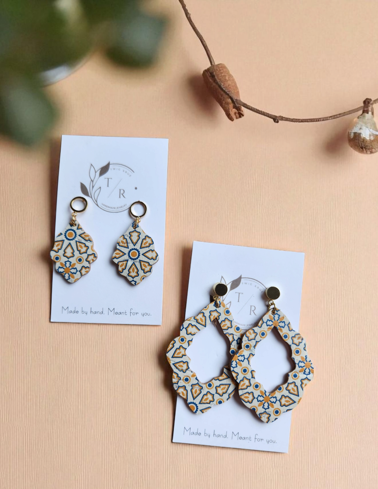 Linnea| Genuine leather scalloped drop with 18K gold stud